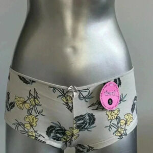 FREE 🆕🐝Low Rise Boyshorts Panties